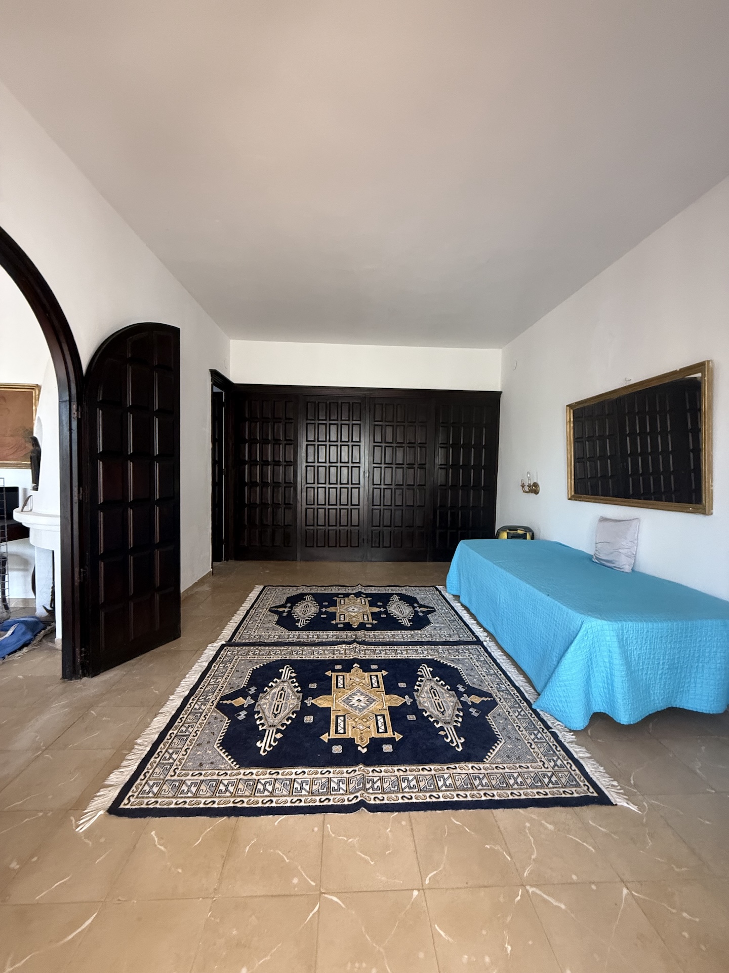 Resa Estates for sale te koop project Cala Tarida Ibiza pool slaapkamer blau.jpeg